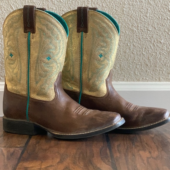 Ariat Boots - Picture 1 of 6